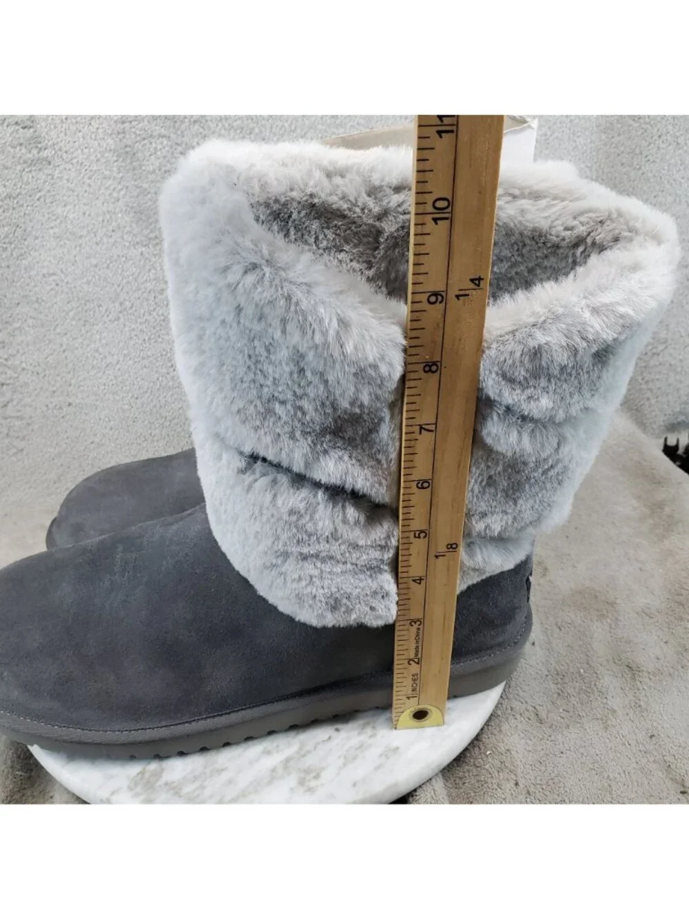 Koolaburra by UGG Shoes Womens Size 11 Dezi Gray Suede Short Boots